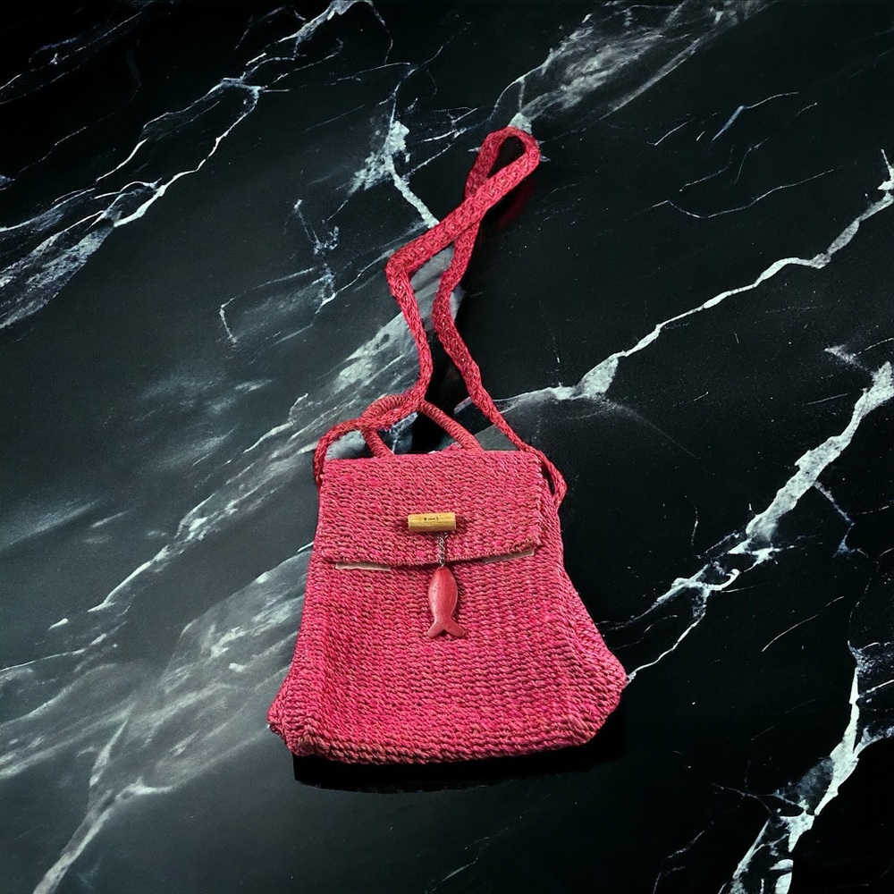 1960s Handmade Pink Straw Jute Crossbody Bag Purse Wood Fish Charm Boho Coastal